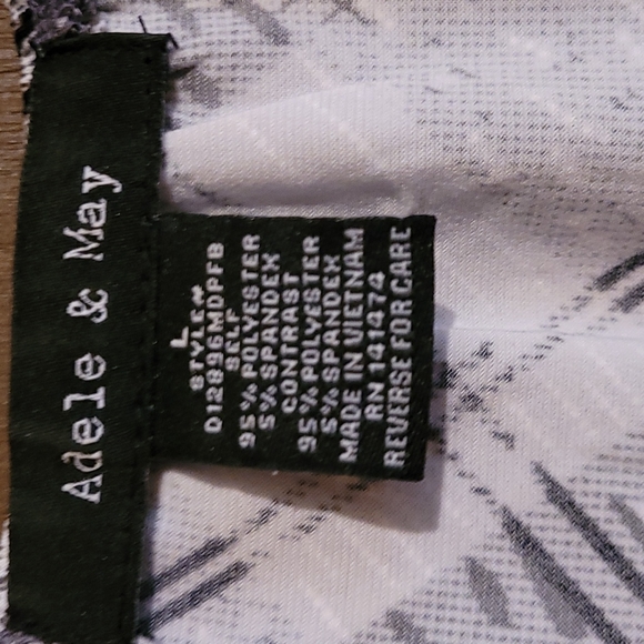 Adele & May blouse with 3/4 length bell sleeves. Host Pick! 🥳 - Picture 2 of 3